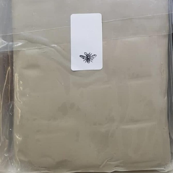 Pack de 2,5kg de grès (avec cuisson) - Pottery Hive & Co - KITS pour la Maison- 20.00- Pottery Hive & Co