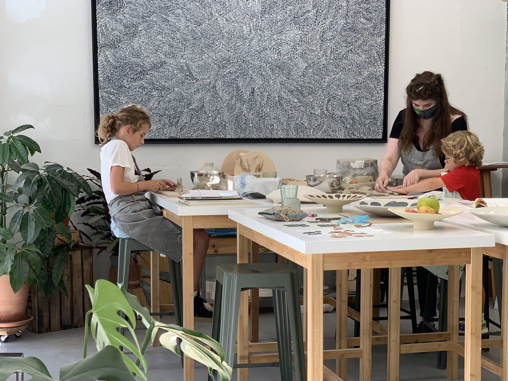 Modelage pour enfants - Trimestre - Pottery Hive & Co - Enfants- 350.00- Pottery Hive & Co